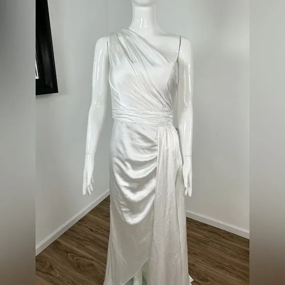 🔥🔥 Mac Duggal Draped One Shoulder Gown - Picture 9 of 12